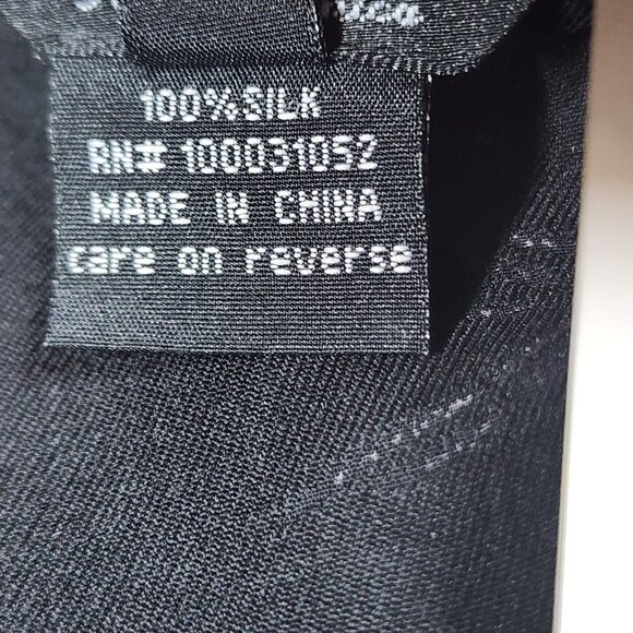 Citron Santa Monica Womens 2X Black Floral Silk Tunic Top With Ornate Button Det - Picture 5 of 9